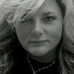 Meet your Posher, Posh